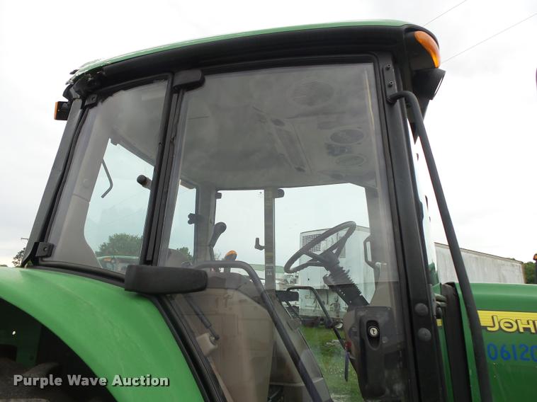 image for item DB7498 2007 John Deere 6415 MFWD tractor
