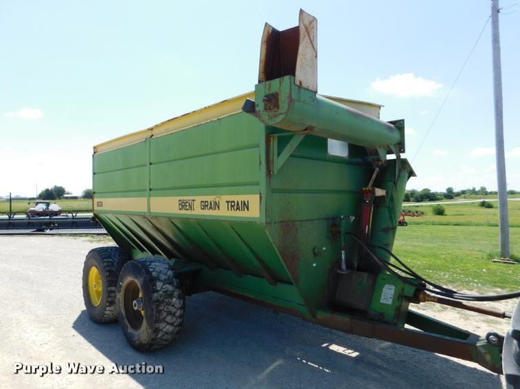 image for item DB9400 Brent Grain Train 600A grain cart