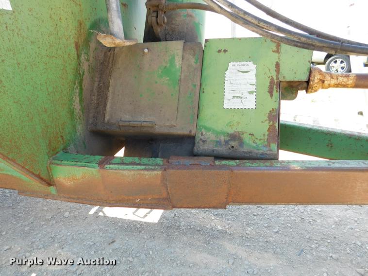 image for item DB9400 Brent Grain Train 600A grain cart