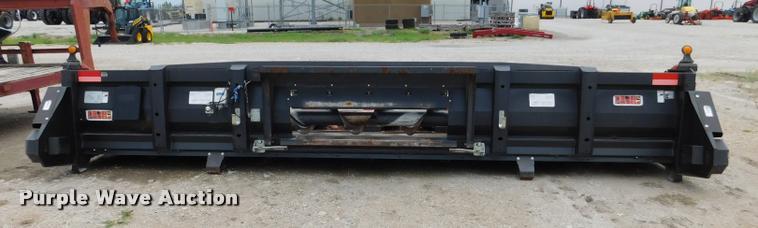 image for item DB9404 2010 Drago N8 Series I corn head