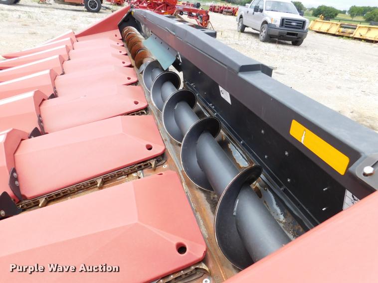 image for item DB9404 2010 Drago N8 Series I corn head