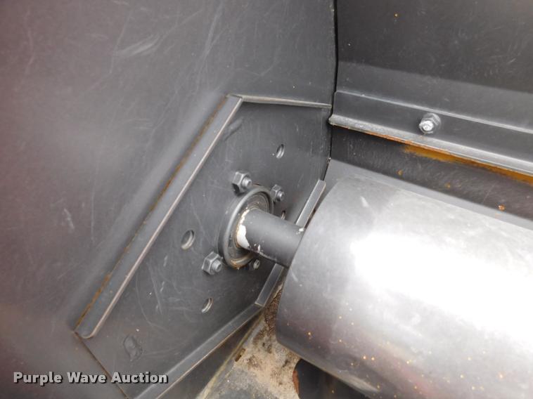 image for item DB9404 2010 Drago N8 Series I corn head