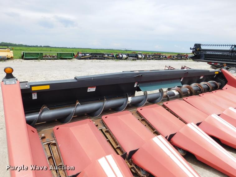 image for item DB9404 2010 Drago N8 Series I corn head