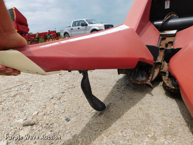 image for item DB9404 2010 Drago N8 Series I corn head