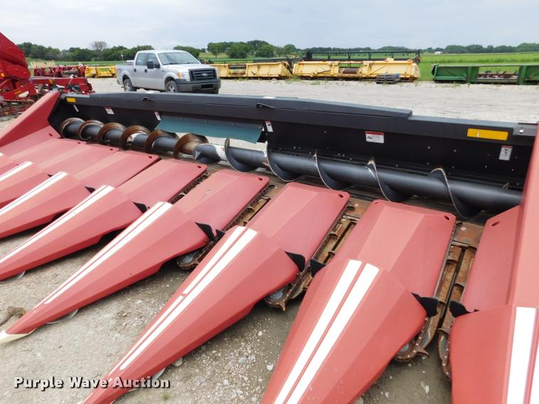 image for item DB9404 2010 Drago N8 Series I corn head