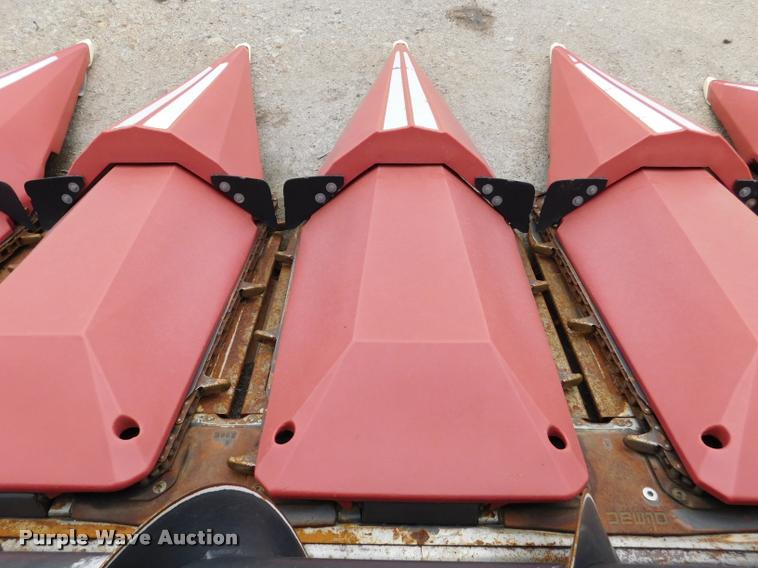 image for item DB9404 2010 Drago N8 Series I corn head