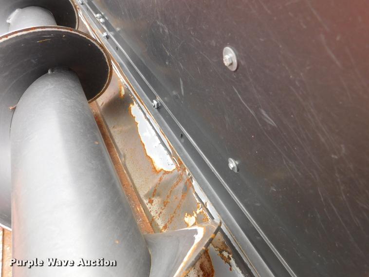 image for item DB9404 2010 Drago N8 Series I corn head