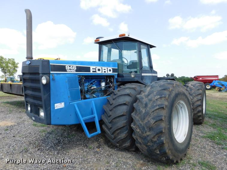image for item DB9405 1990 Ford 946 Versatile 4WD tractor