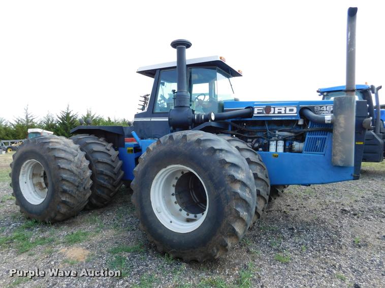 image for item DB9405 1990 Ford 946 Versatile 4WD tractor