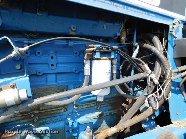 image for item DB9405 1990 Ford 946 Versatile 4WD tractor