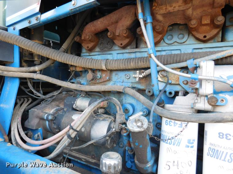 image for item DB9405 1990 Ford 946 Versatile 4WD tractor