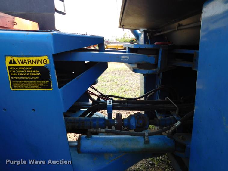 image for item DB9405 1990 Ford 946 Versatile 4WD tractor