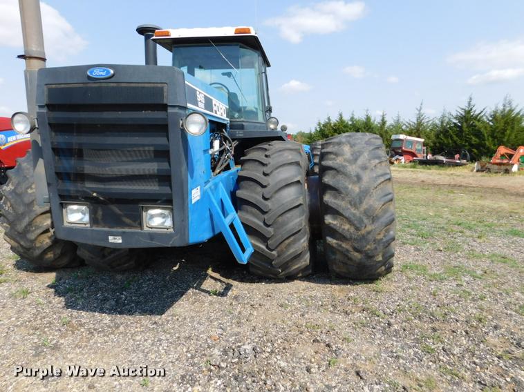 image for item DB9405 1990 Ford 946 Versatile 4WD tractor