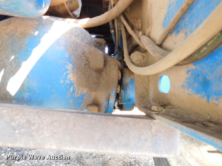 image for item DB9405 1990 Ford 946 Versatile 4WD tractor