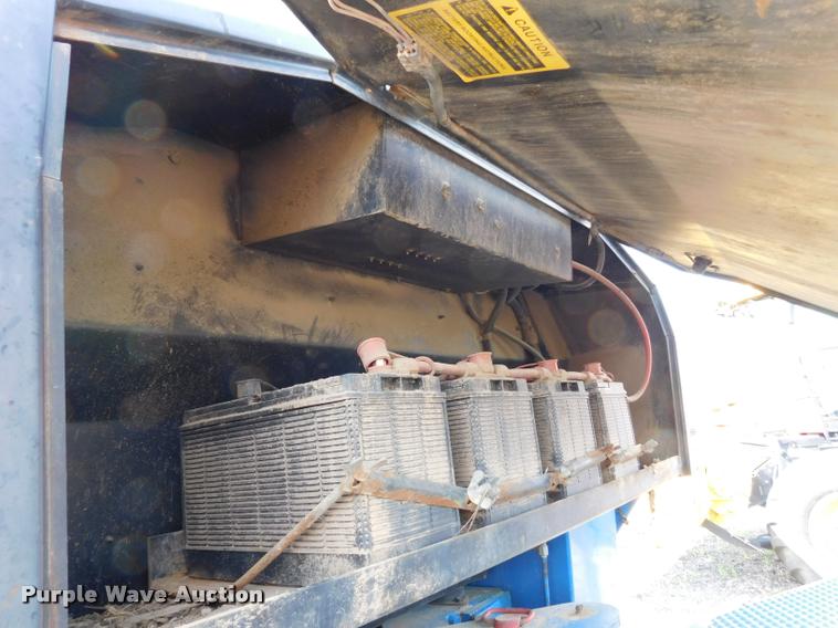 image for item DB9405 1990 Ford 946 Versatile 4WD tractor