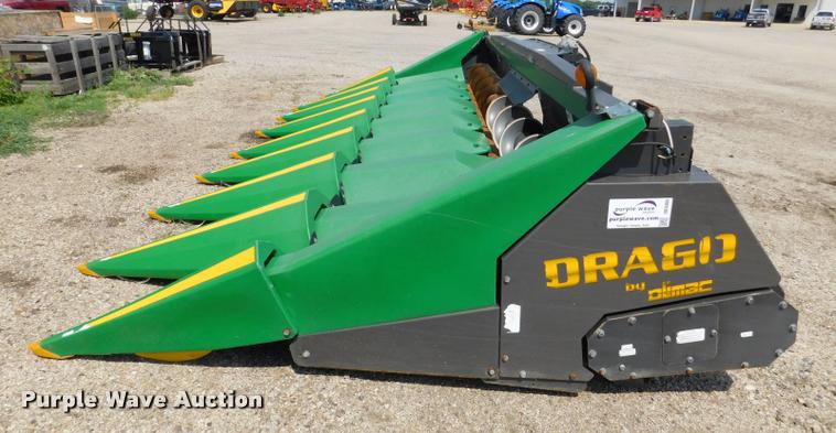 image for item DB9406 2010 Drago N8 corn head