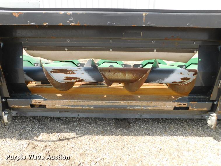 image for item DB9406 2010 Drago N8 corn head