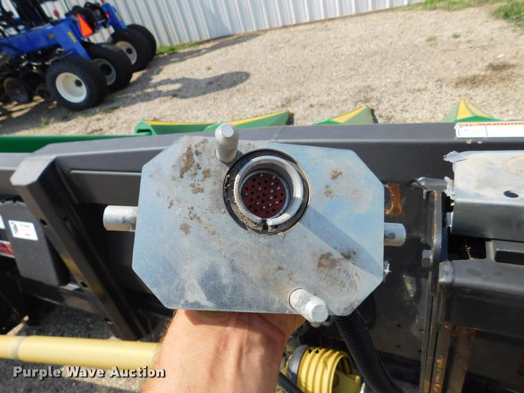 image for item DB9406 2010 Drago N8 corn head