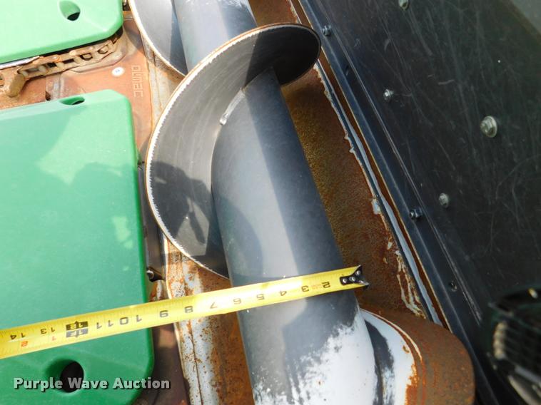 image for item DB9406 2010 Drago N8 corn head