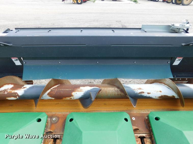 image for item DB9406 2010 Drago N8 corn head