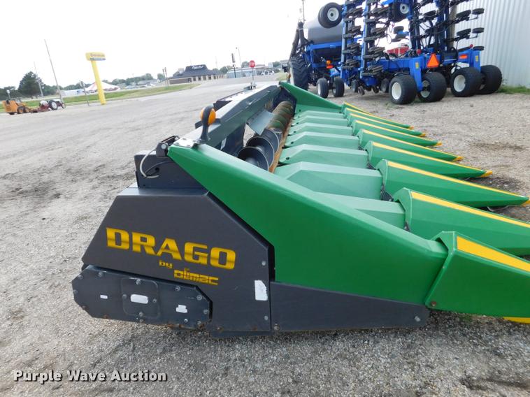 image for item DB9406 2010 Drago N8 corn head