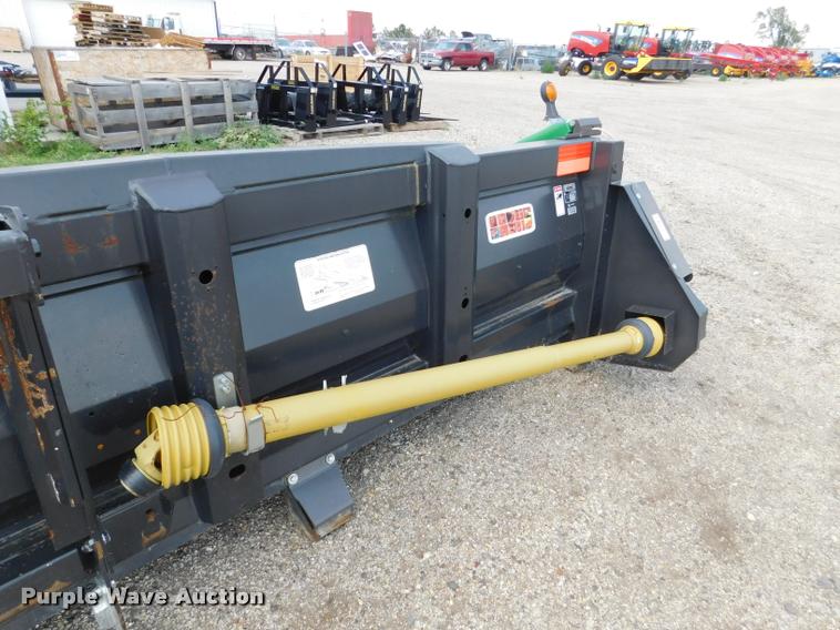 image for item DB9406 2010 Drago N8 corn head