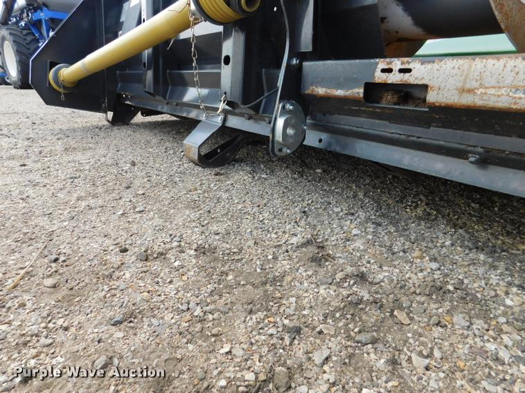 image for item DB9406 2010 Drago N8 corn head