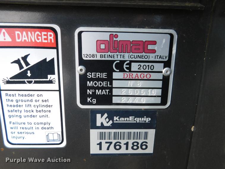 image for item DB9406 2010 Drago N8 corn head