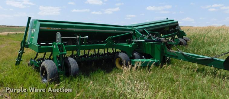 image for item DB9409 2010 Great Plains 2S-2600HD-3210 no-till grain drill