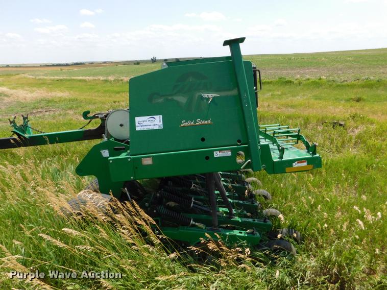 image for item DB9409 2010 Great Plains 2S-2600HD-3210 no-till grain drill