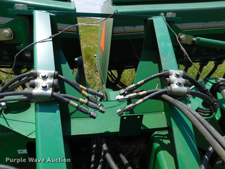 image for item DB9409 2010 Great Plains 2S-2600HD-3210 no-till grain drill