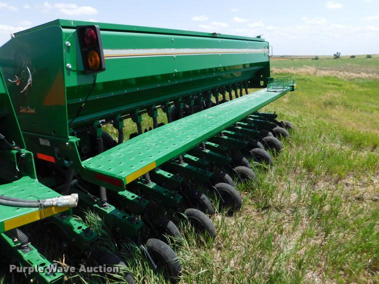 image for item DB9409 2010 Great Plains 2S-2600HD-3210 no-till grain drill