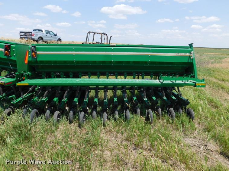 image for item DB9409 2010 Great Plains 2S-2600HD-3210 no-till grain drill