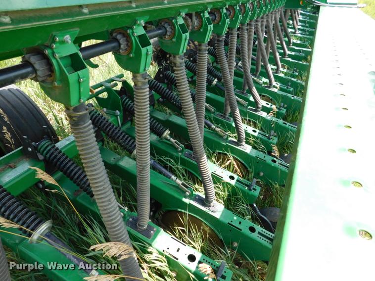 image for item DB9409 2010 Great Plains 2S-2600HD-3210 no-till grain drill