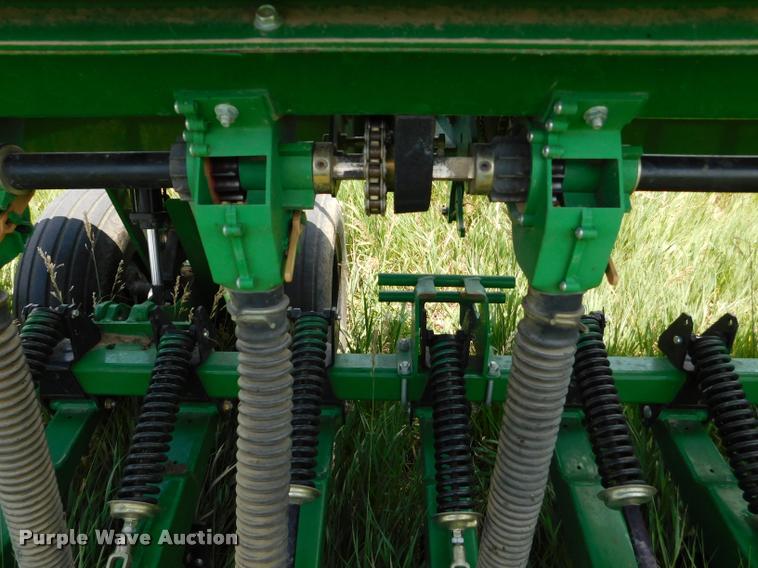 image for item DB9409 2010 Great Plains 2S-2600HD-3210 no-till grain drill