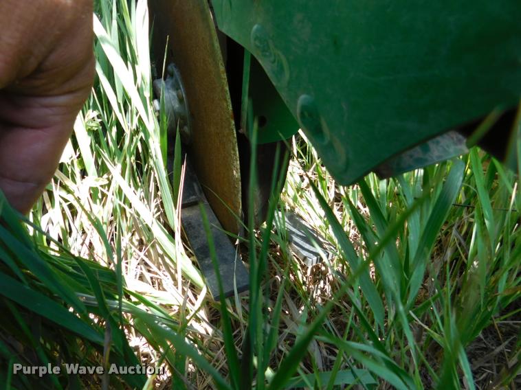 image for item DB9409 2010 Great Plains 2S-2600HD-3210 no-till grain drill