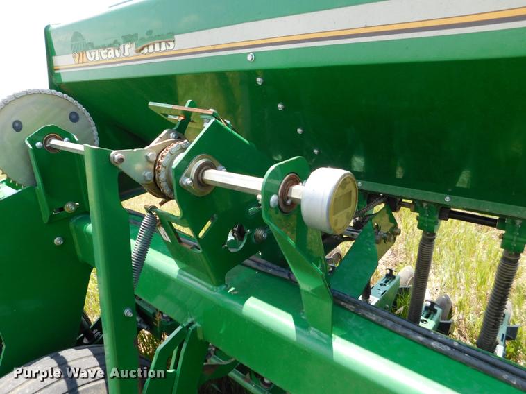 image for item DB9409 2010 Great Plains 2S-2600HD-3210 no-till grain drill