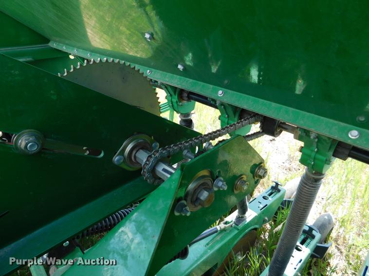 image for item DB9409 2010 Great Plains 2S-2600HD-3210 no-till grain drill