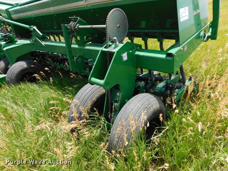 image for item DB9409 2010 Great Plains 2S-2600HD-3210 no-till grain drill