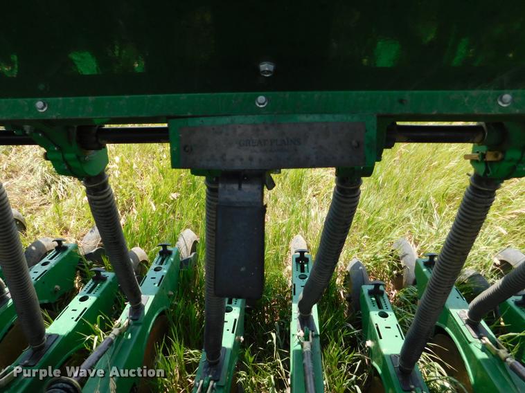 image for item DB9409 2010 Great Plains 2S-2600HD-3210 no-till grain drill