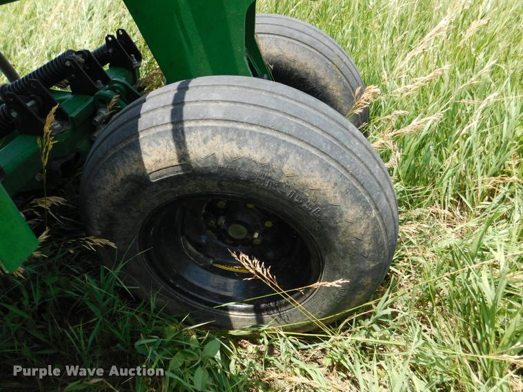 image for item DB9409 2010 Great Plains 2S-2600HD-3210 no-till grain drill