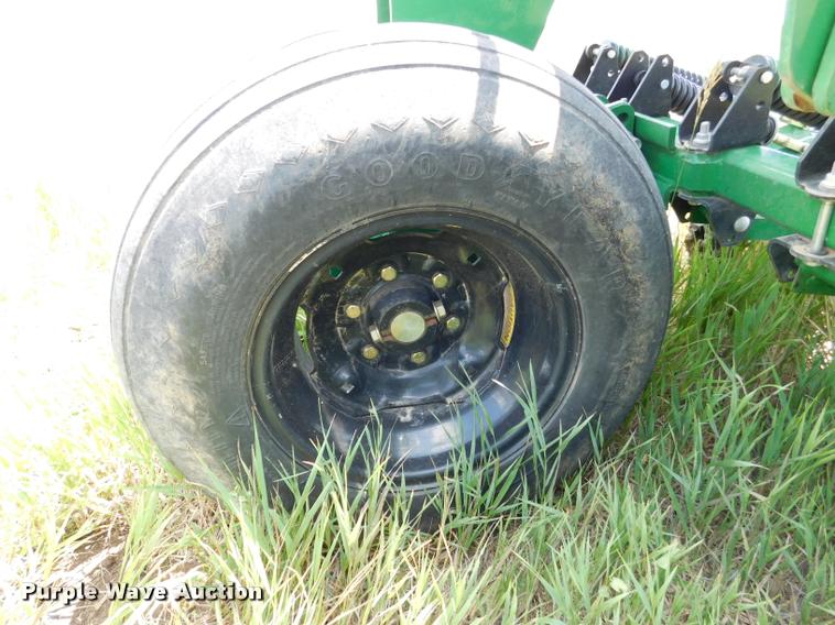 image for item DB9409 2010 Great Plains 2S-2600HD-3210 no-till grain drill