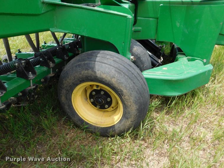 image for item DB9409 2010 Great Plains 2S-2600HD-3210 no-till grain drill