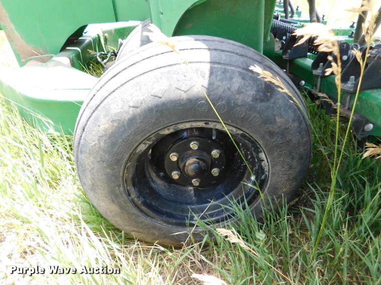 image for item DB9409 2010 Great Plains 2S-2600HD-3210 no-till grain drill