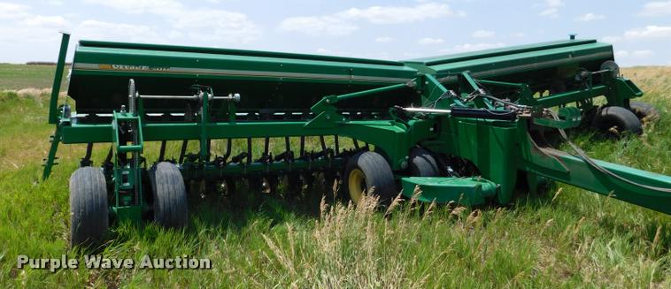 image for item DB9409 2010 Great Plains 2S-2600HD-3210 no-till grain drill