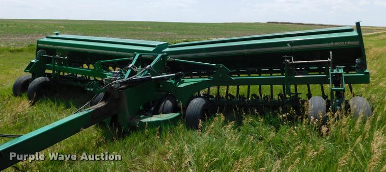 image for item DB9409 2010 Great Plains 2S-2600HD-3210 no-till grain drill
