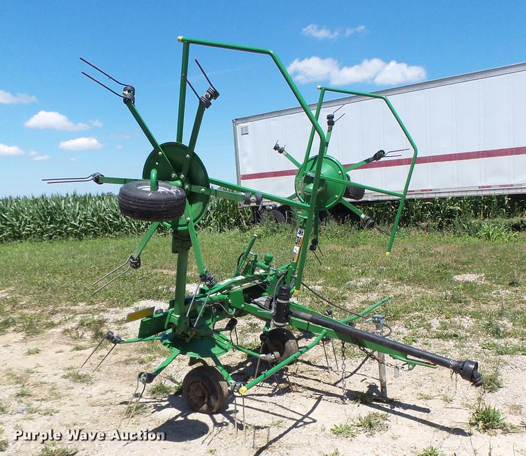 image for item DF9332 Frontier TD1316 hay tedder