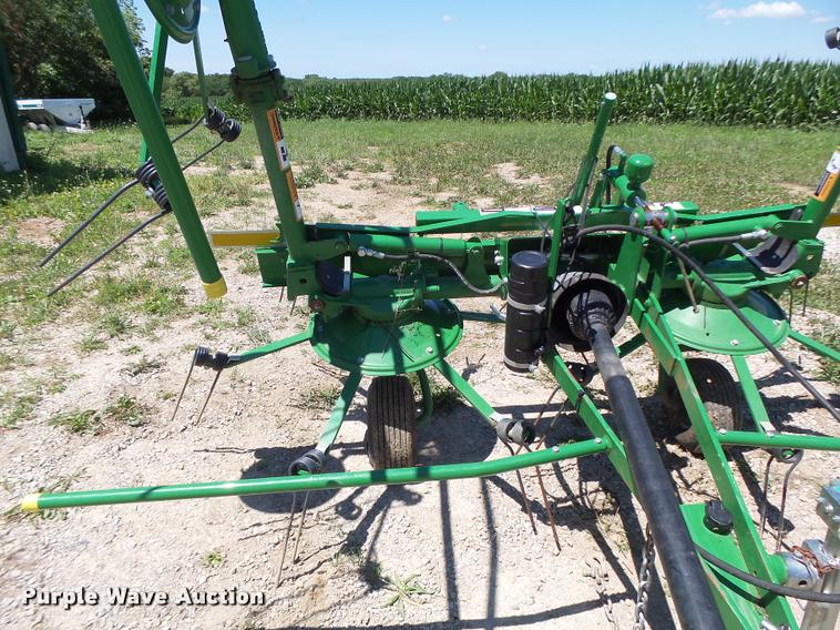 image for item DF9332 Frontier TD1316 hay tedder