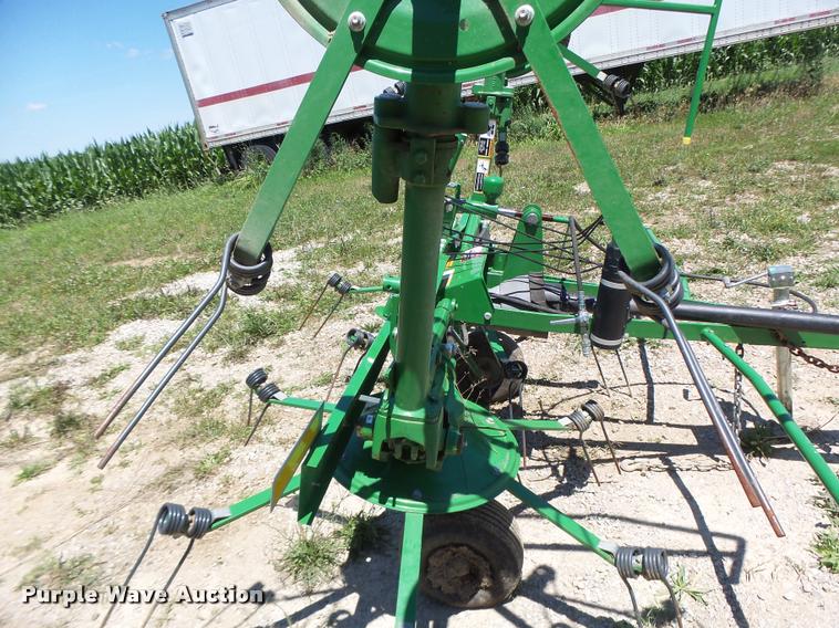 image for item DF9332 Frontier TD1316 hay tedder