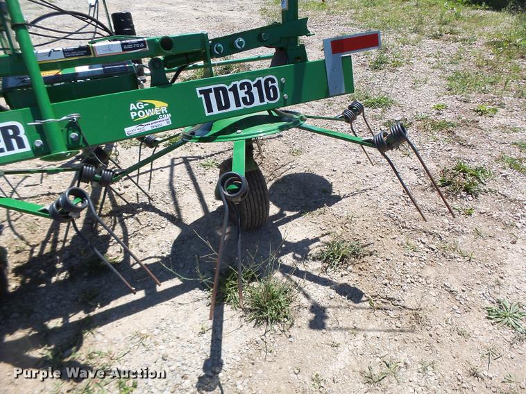 image for item DF9332 Frontier TD1316 hay tedder